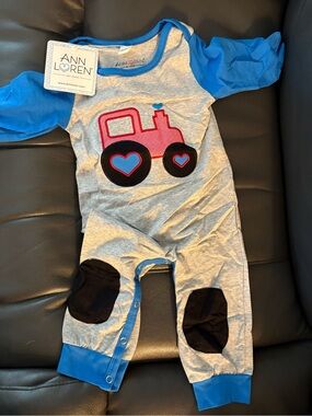 Ann Loren Grey & Blue Tractor Footie with Black Accents